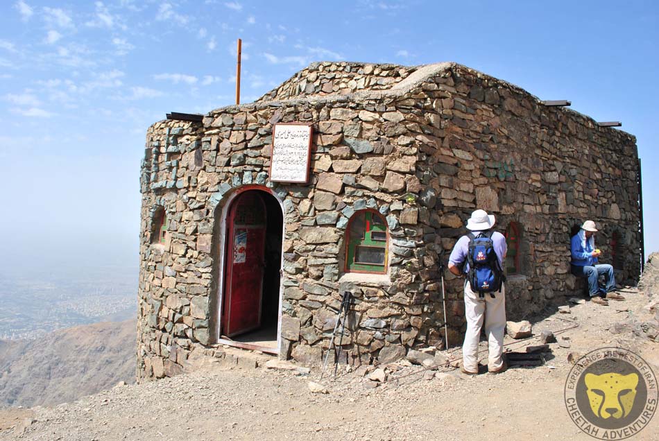 Ali Amiri Shelter (3400m), on the way to Tochal Summit