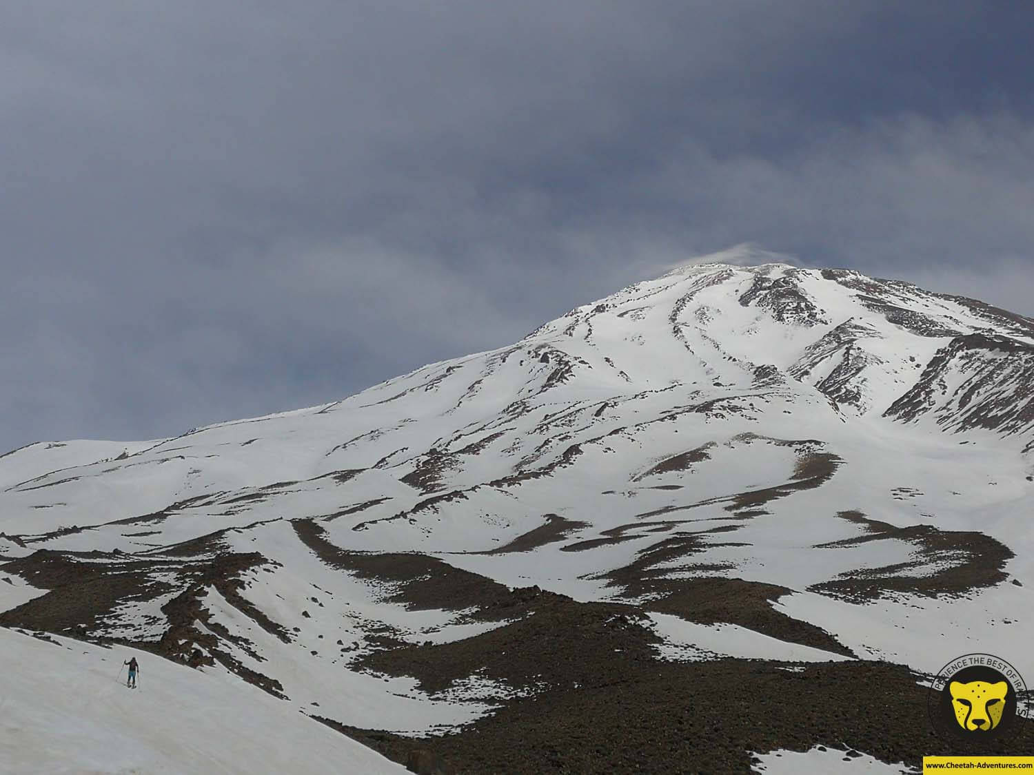 5-2 On the way to Bargah-e Sevom Hut from Goosfandsara at 3300m, Damavand Ski Touring