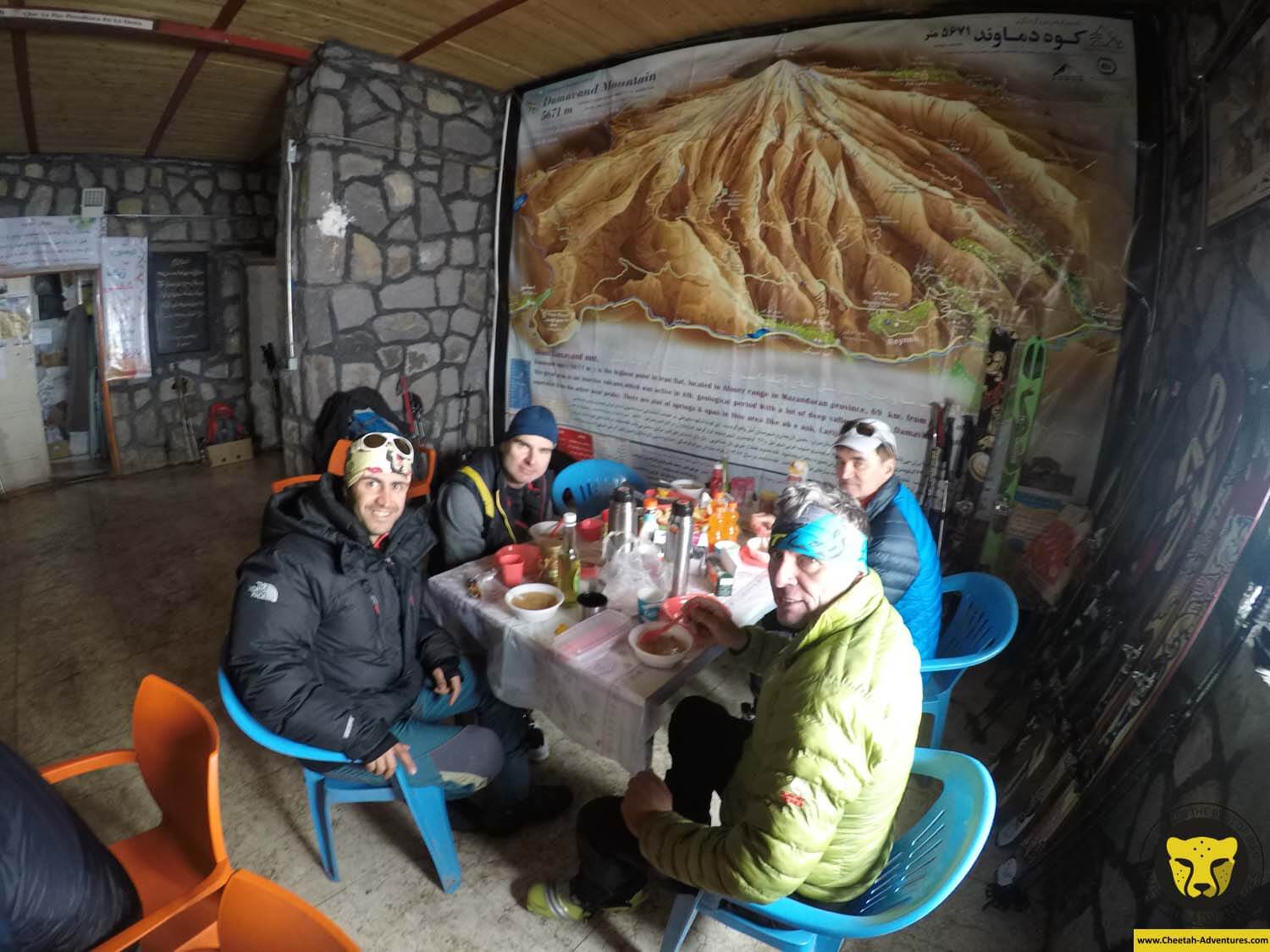 5-4 Having soups at Bargah-e Sevom Hut (4200m), Damavand Ski Touring