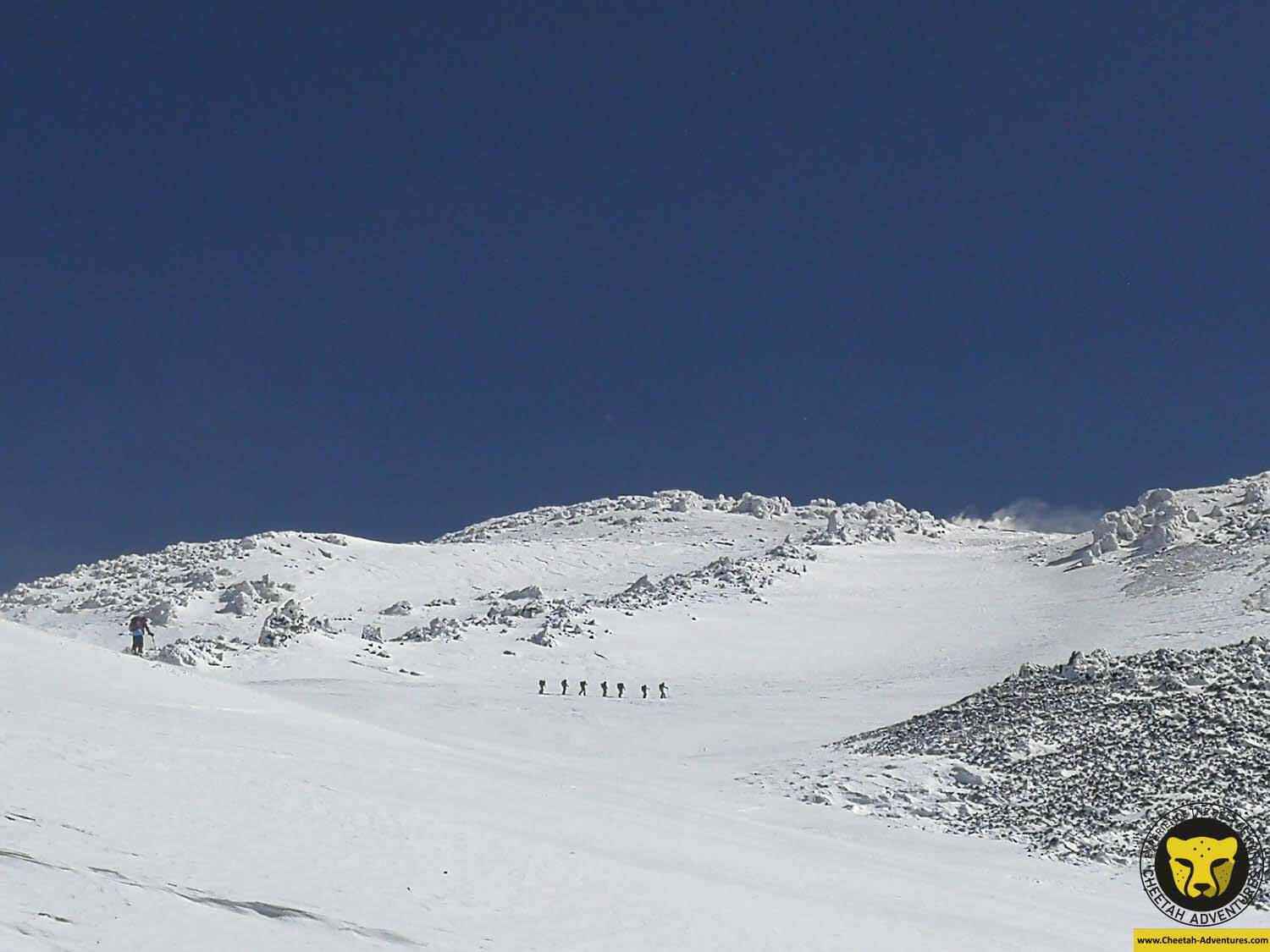 6-4 1 On the way to damavand summit sulfur hill at 5300 m damavand ski touring