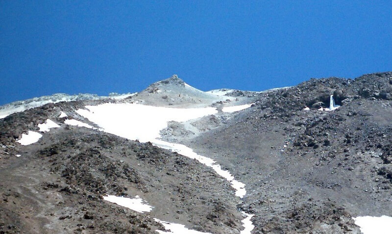 Abshar Yakhi Damavand-mount damavand mountain trekking tour (2)