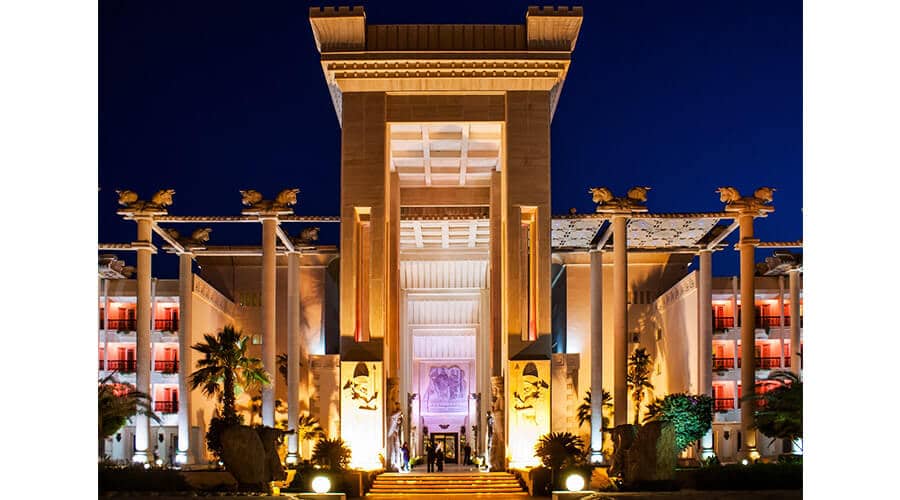 Dariush_Grand Hotel_Iran_5_Star_Hotels_Iran_Top_Luxury_Hotels_Cheetah_Adventures_Kish_Island