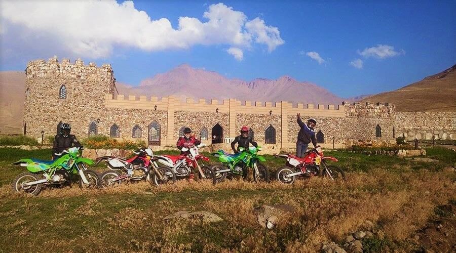 Durna_Nomads_Eco_Camp_Meshginshahr_Iran_Top_Desert_Resorts and_Caravanserais_Cheetah_adventures