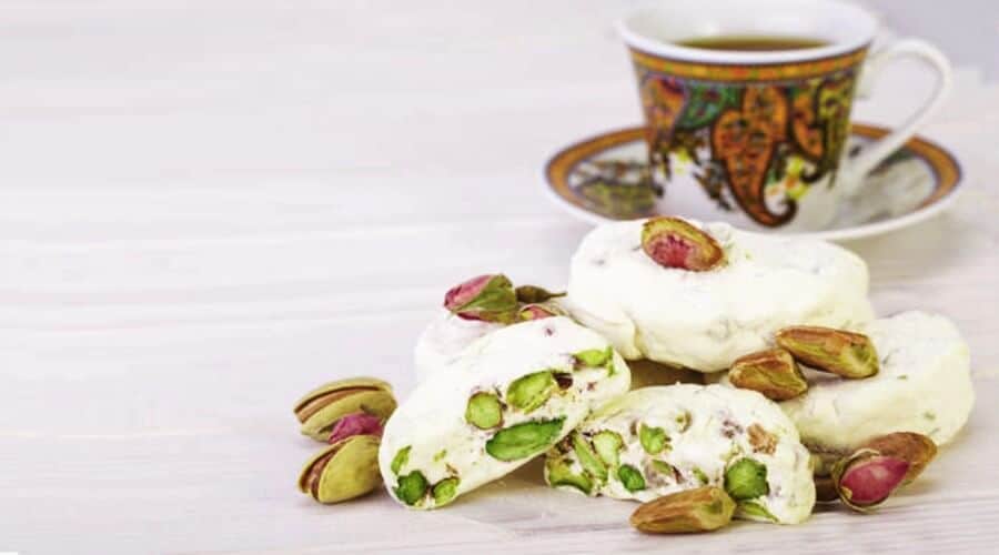nougat-gaz-Isfahan_Iran_sweet_Top_Ten_Iranian_Sweets_Cheetah_Adventures